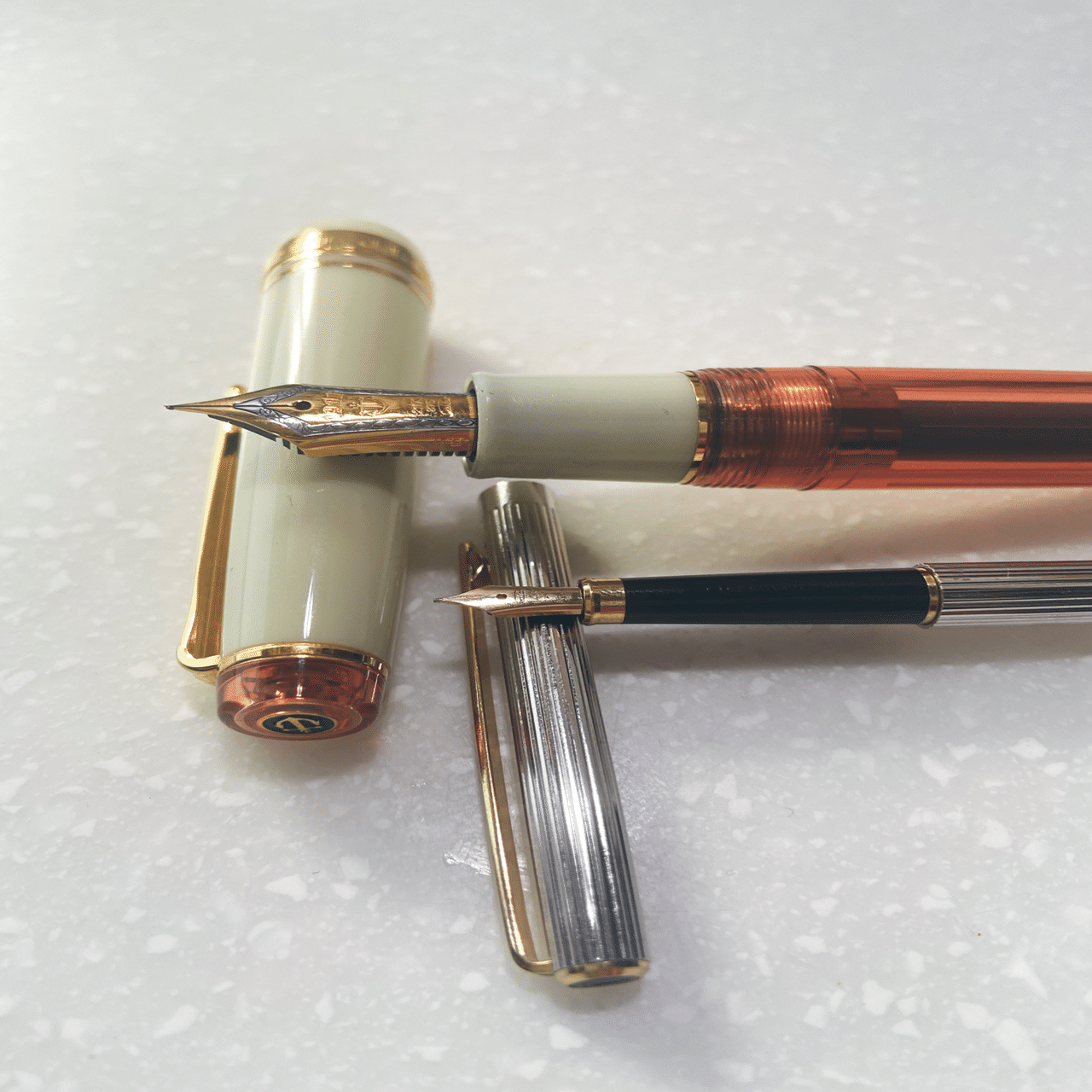 シャレーナ万年筆　金　小波ストライプ シャレーナ万年筆 金 小波ストライプ