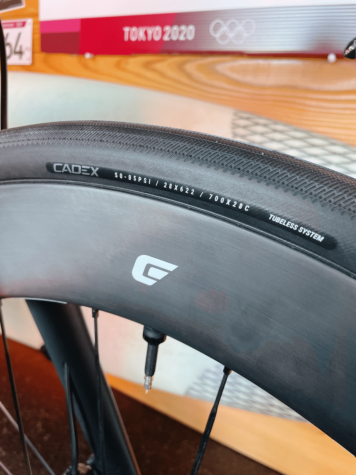 ‼️本日終了セール‼️CADEX 65mm Tubeless rim brake CADEX 65 Tubeless | CADEX US