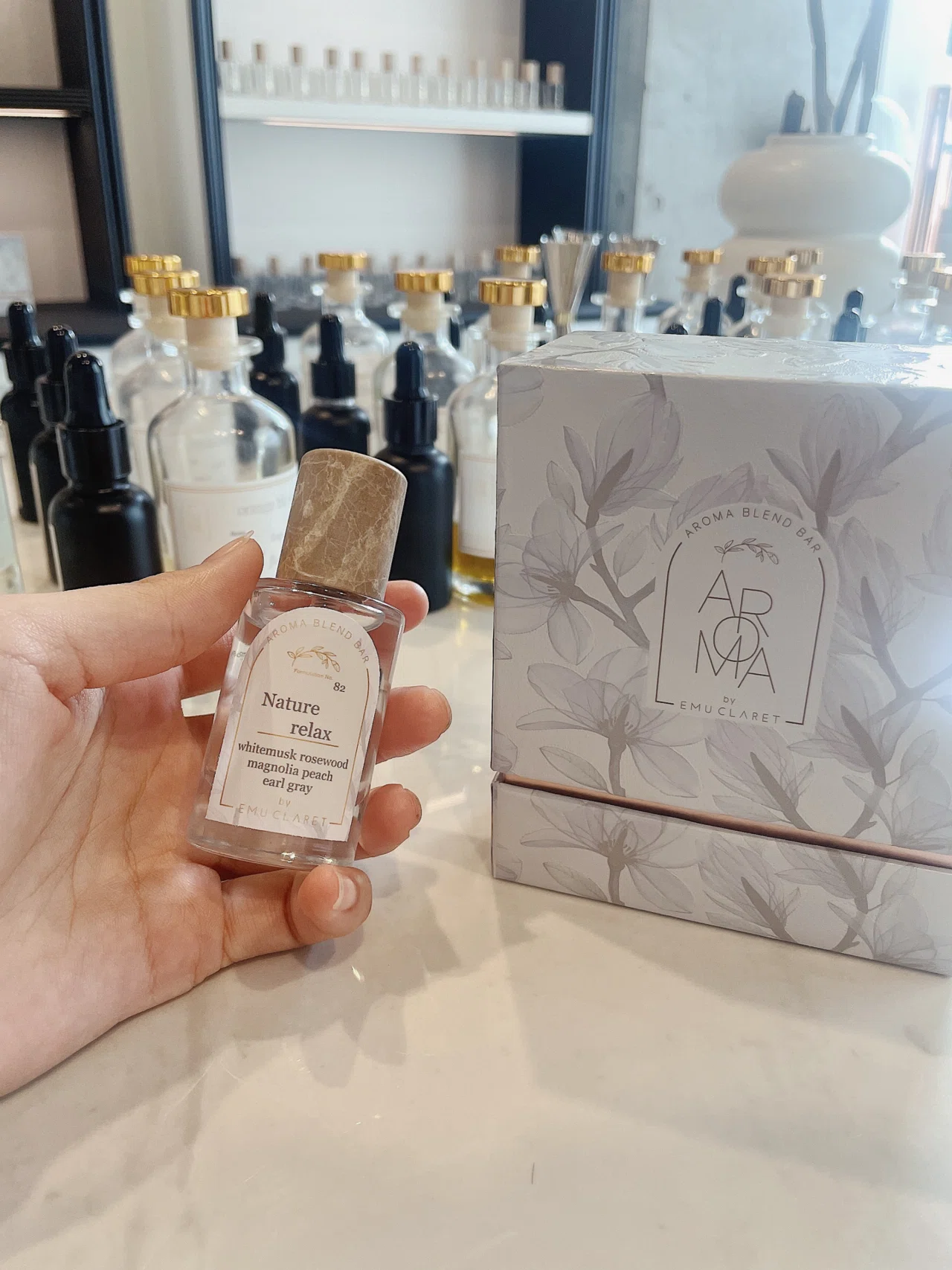 30mlボトルから紐解く、AROMABLENDBARの考える香りのブランディングと 