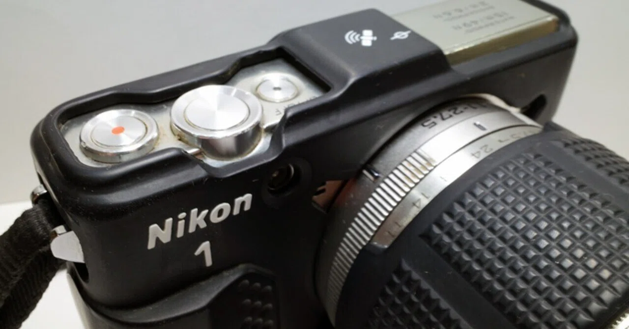 寫残録052_オールドデジカメ② Nikon1 AW1｜NKJ