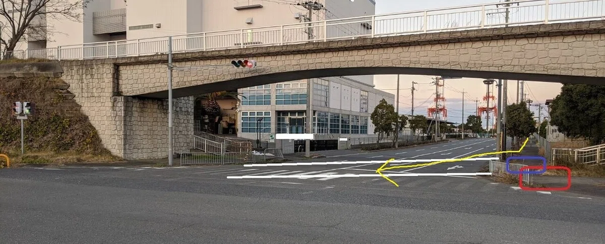 鋭角横断歩道4動イメージtrim