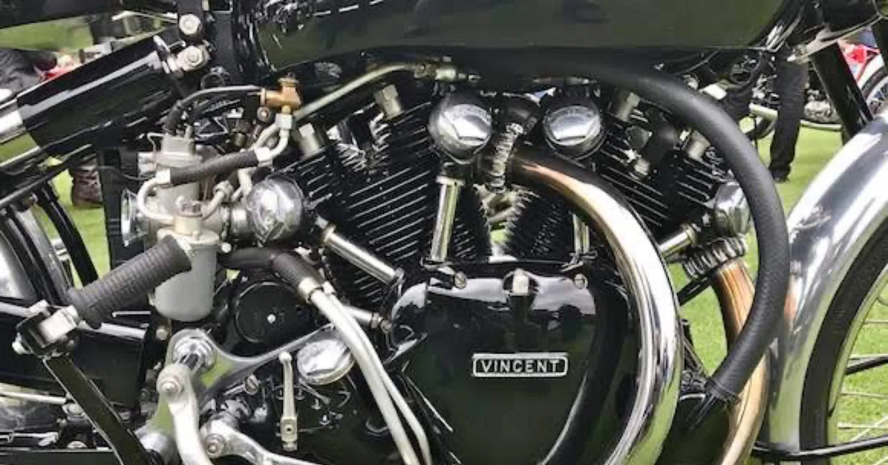 エンジンの造形美で飲めるバイクたち。｜でぃーぷ ☆ パーポー