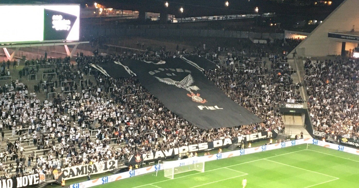 コリンチャンス 大応援旗３種類 ＆コリンチャンス灰皿＆コリンチャンスファン証２個 夢だったコリンチャンスの試合観戦！｜Muuu