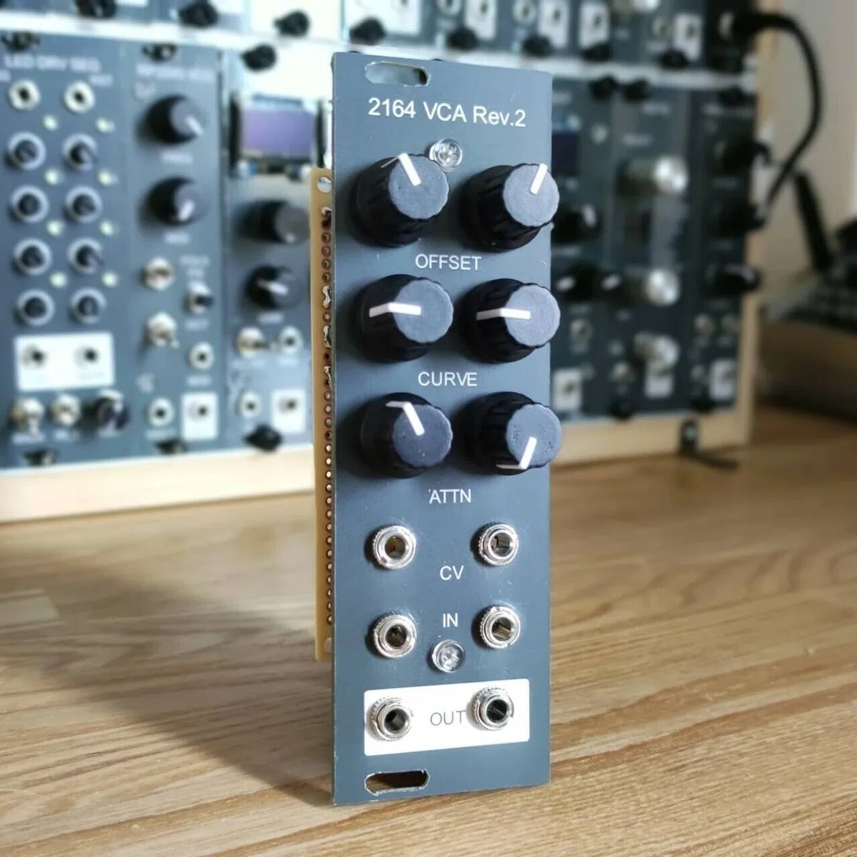 $8 V2164 Dual VCA Rev.2 - DIY Eurorack Modular Synthesizer｜HAGIWO 