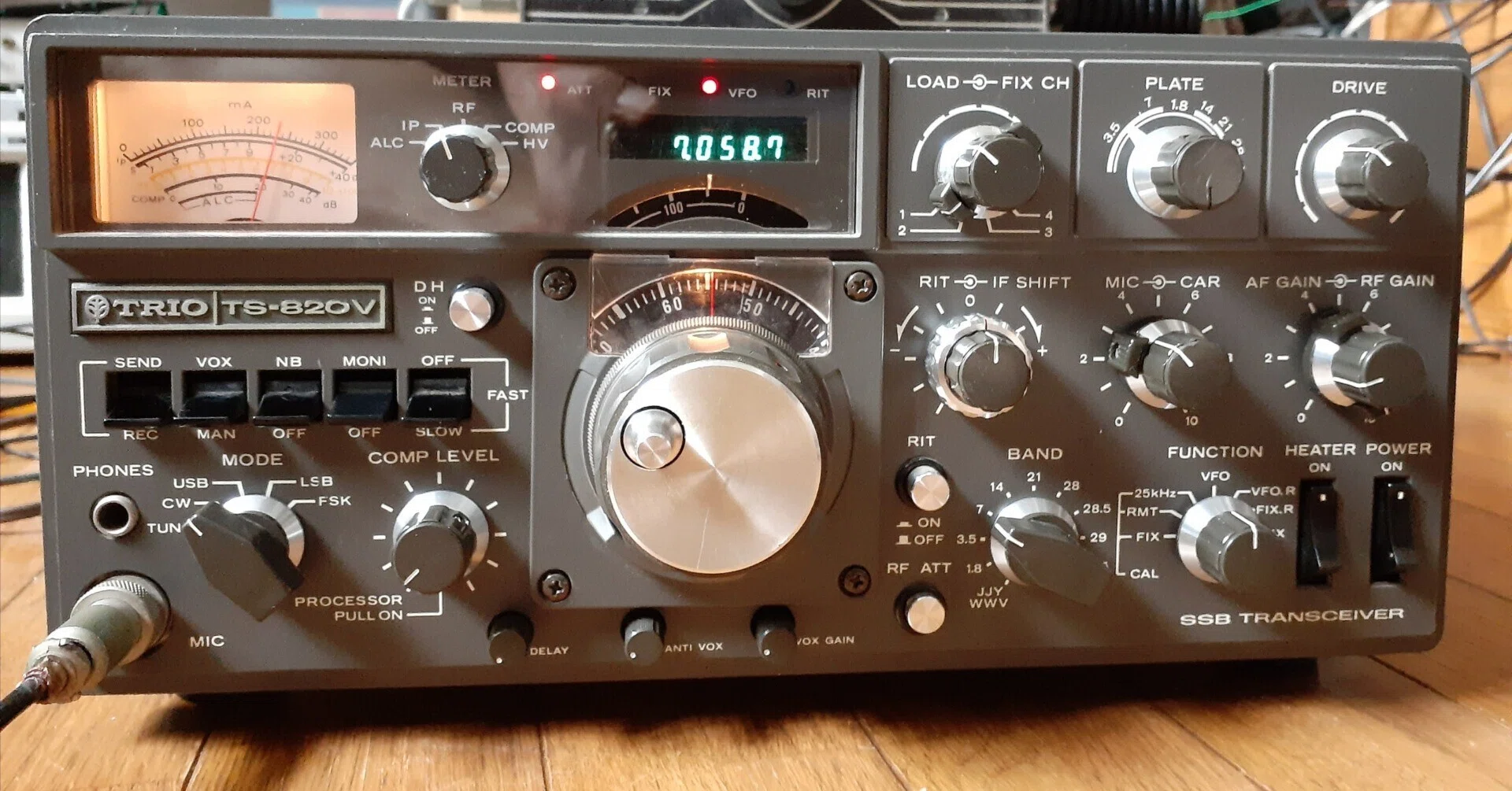 トリオ : TRIO TS-820S 100W改造 TS-820 TS-820V - エージング X
