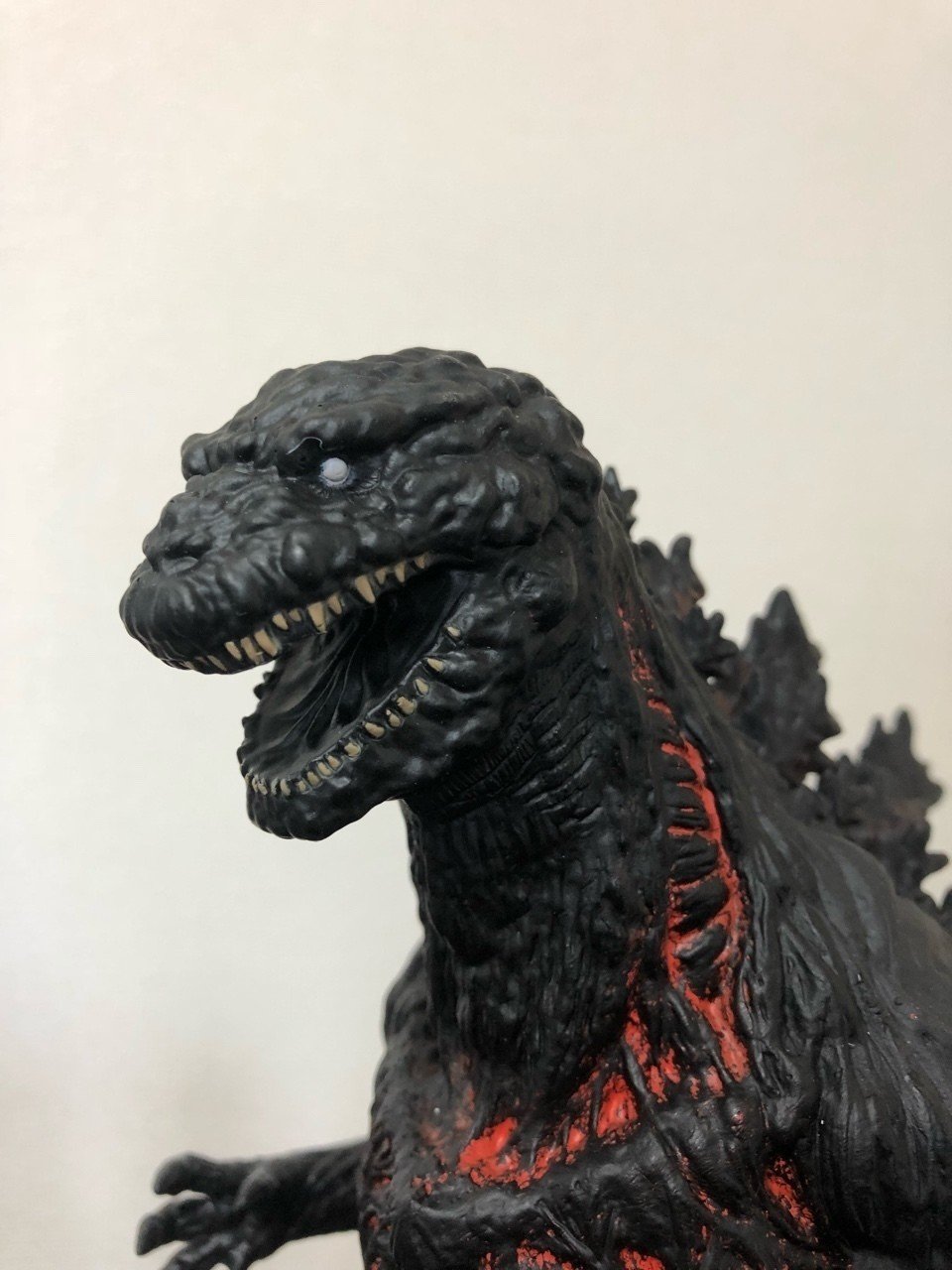 定価約5,000円の巨大シンゴジラ！怪獣王シリーズ ゴジラ2016｜ライス定食