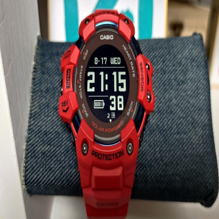 b*t様 簡易動作◎　G-SHOCK　GSW-H1000 腕時計 レッド G-SHOCK”初のWear OS by Google搭載スマートウオッチ | 2021年ニュース
