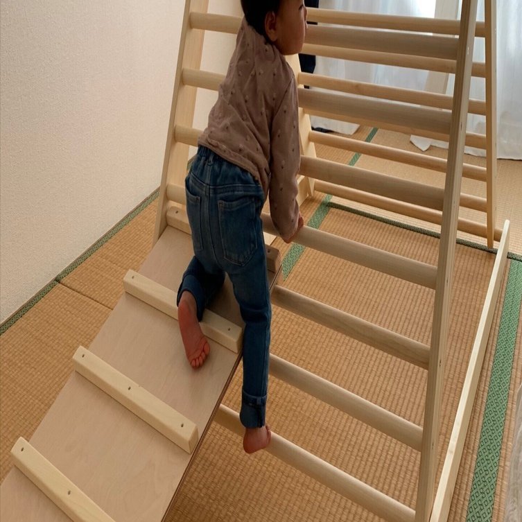 我が家の室内遊具はピクラートライアングル｜あゆみ＠おうちモンテしたい