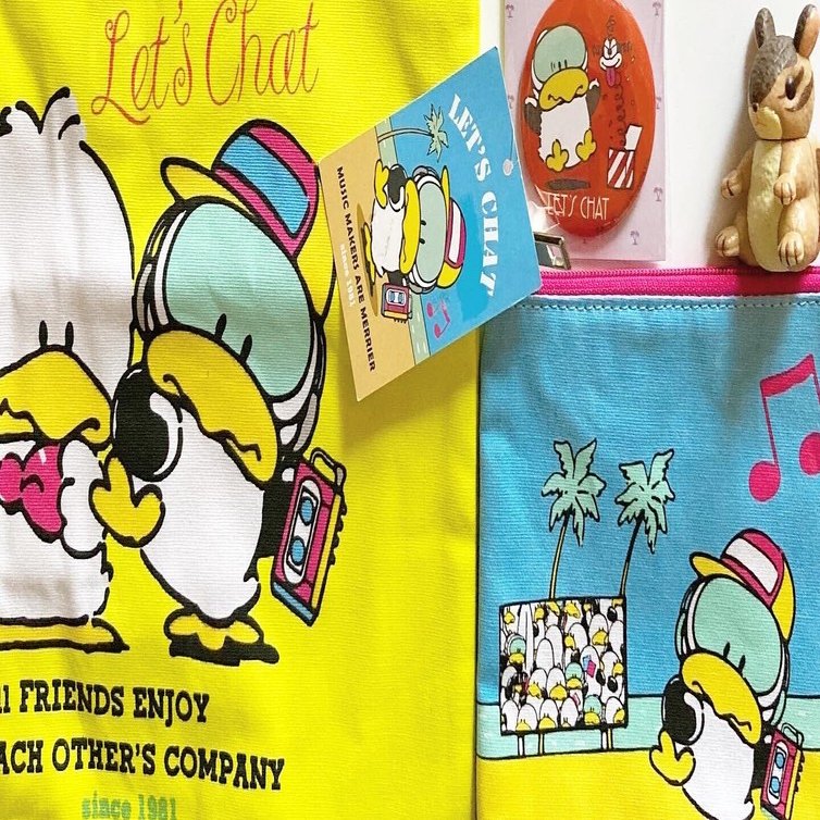 キャラクター雑貨】懐かしのペンギンはシティポップを聴いているかも