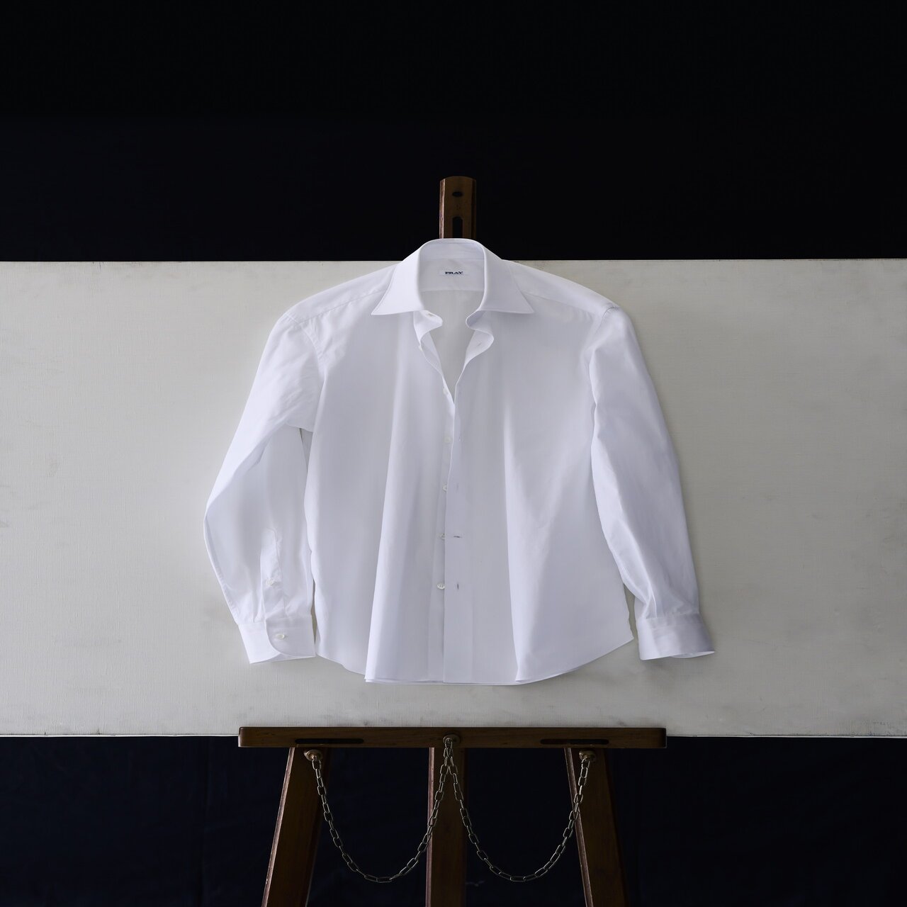 名品探訪 11 静謐の白いシャツ 文藝春秋digital