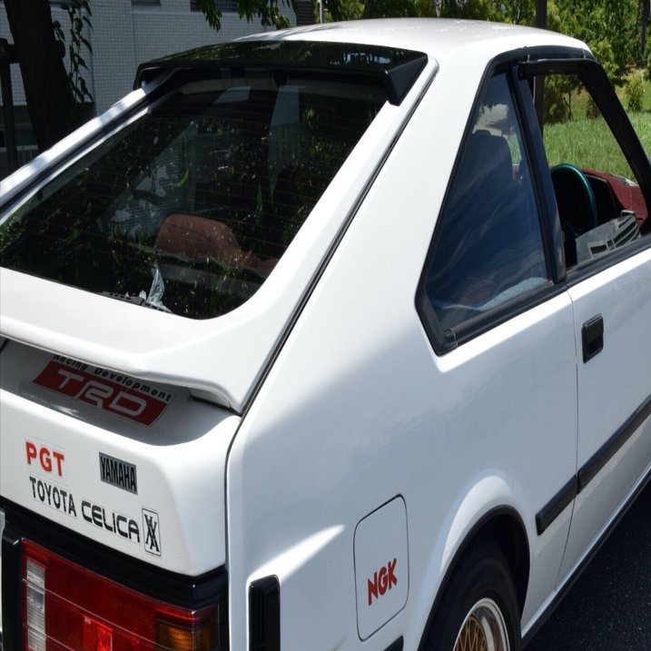 B面の「10年10万kmストーリー」 その1 トヨタ・セリカXX2000GT （1985