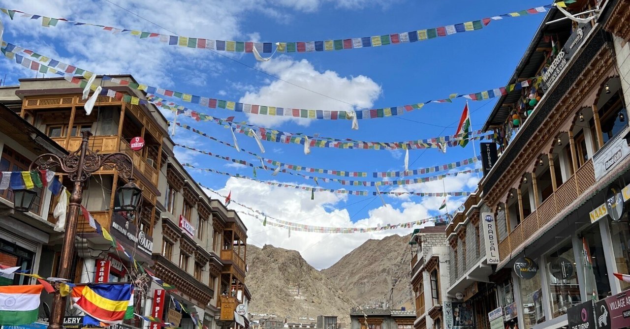 ラダック旅行 L 初日レー到着 周辺ゴンパではしゃぐ 前編 Yuko Miura Note ラダック旅行 L 初日レー到着 周辺ゴンパではしゃぐ 前編 Yuko Miura Note