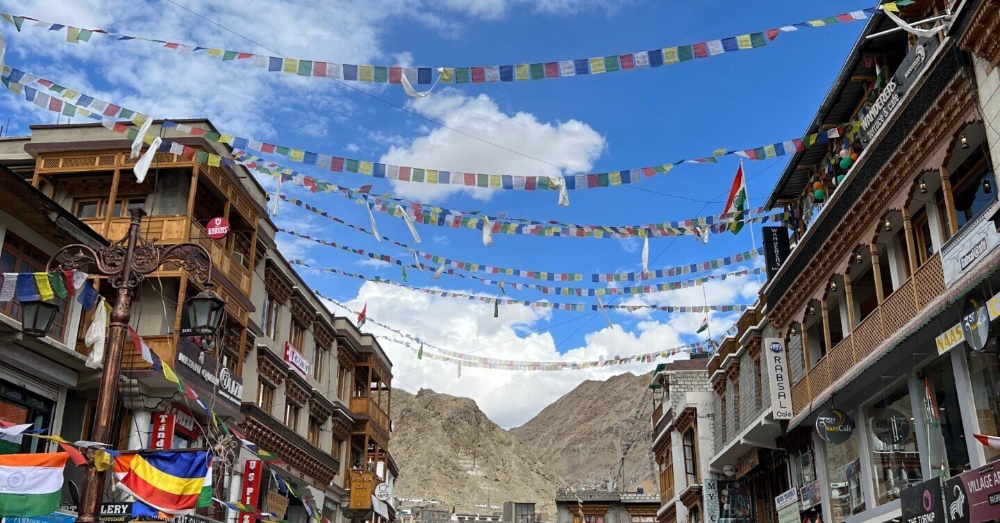 ラダック旅行 L 初日レー到着 周辺ゴンパではしゃぐ 前編 Yuko Miura Note ラダック旅行 L 初日レー到着 周辺ゴンパではしゃぐ 前編 Yuko Miura Note