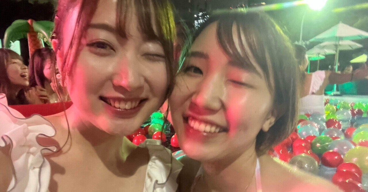ナイトプール　女 人生初】女友達と東京タワーが見えるcancamナイトプールに行ってきた！｜Yui｜Web編集者
