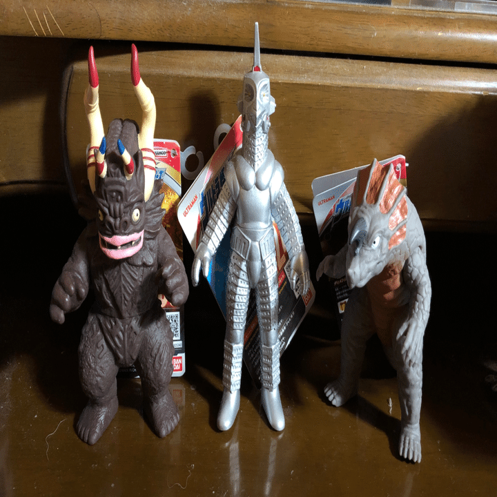 カプセル怪獣がソフビで揃う時代｜バンサのエサ