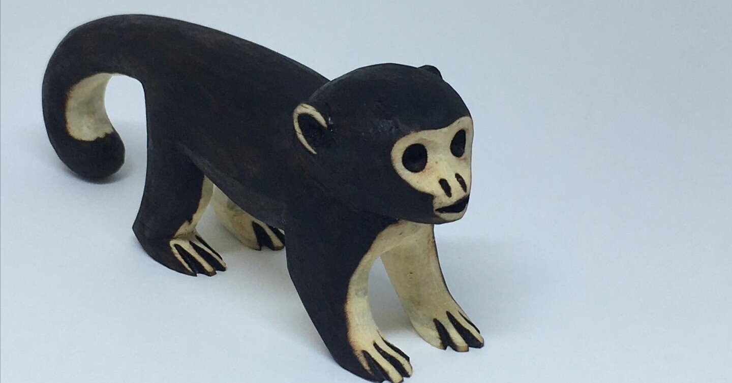 グアラニー族の木彫り動物 恵文社 本にまつわるあれこれのお店 Note グアラニー族の木彫り動物 恵文社 本にまつわるあれこれのお店 Note