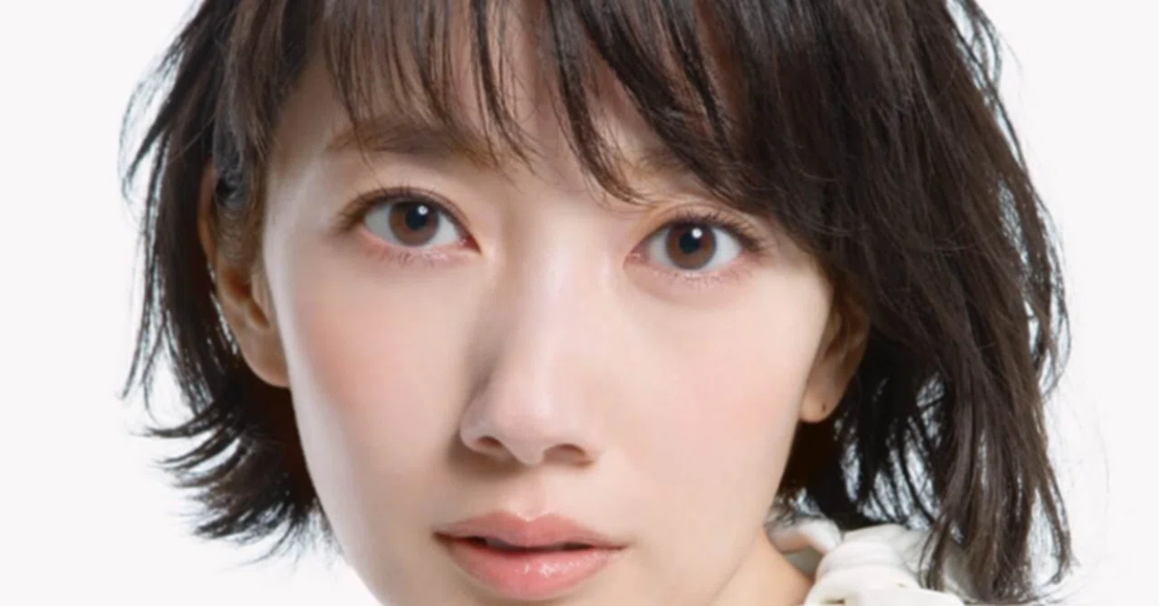 意外な理由で芸能界入り!?波瑠さんみたいな瞳になれるカラコン!|シルチカ