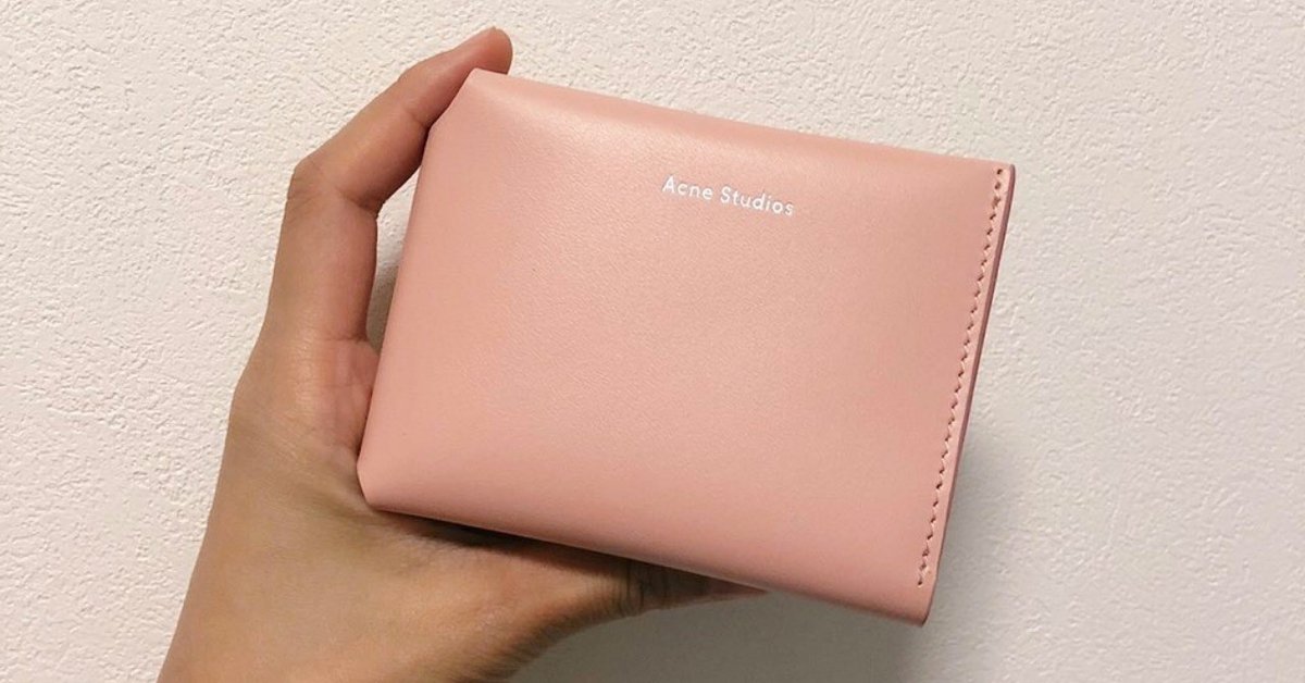 2018年10月／Acne Studiosのフォールドウォレット｜ワン 