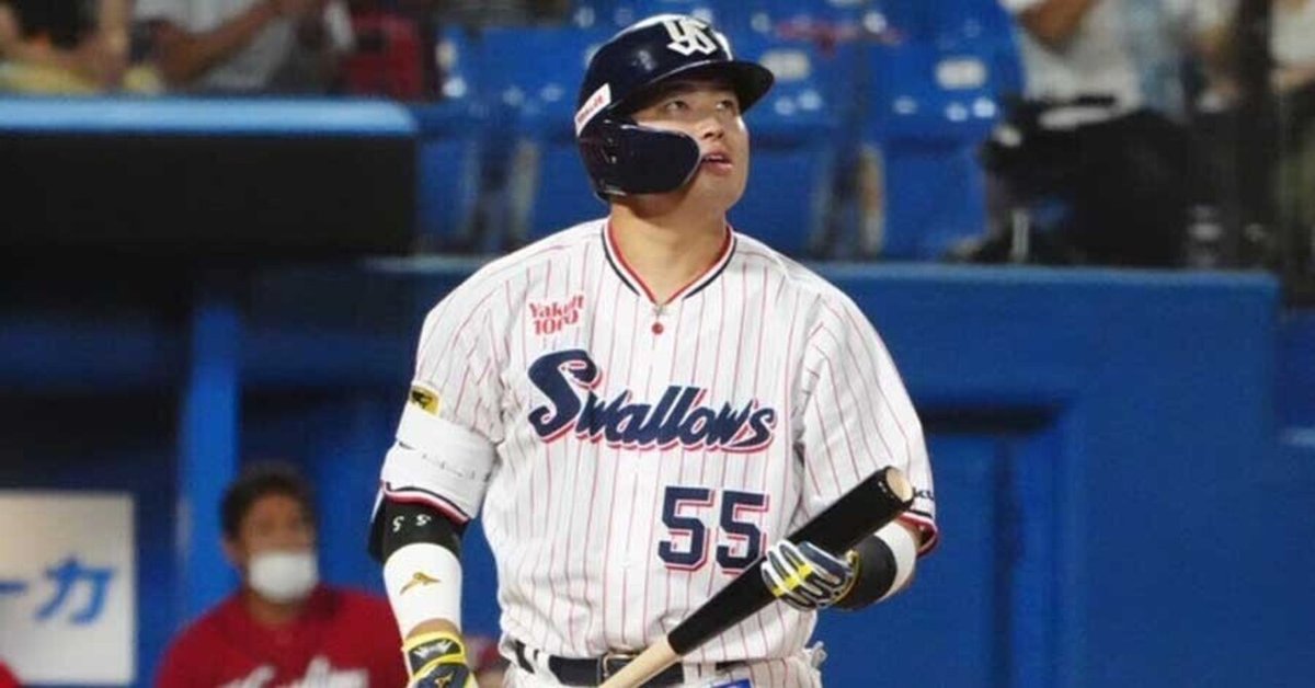 エポック ワン【村上宗隆】歴代5位に並ぶ特大54号ソロ（22.9.13） ヤクルト・村上宗隆、54号本塁打 バースに並ぶ歴代5位タイ