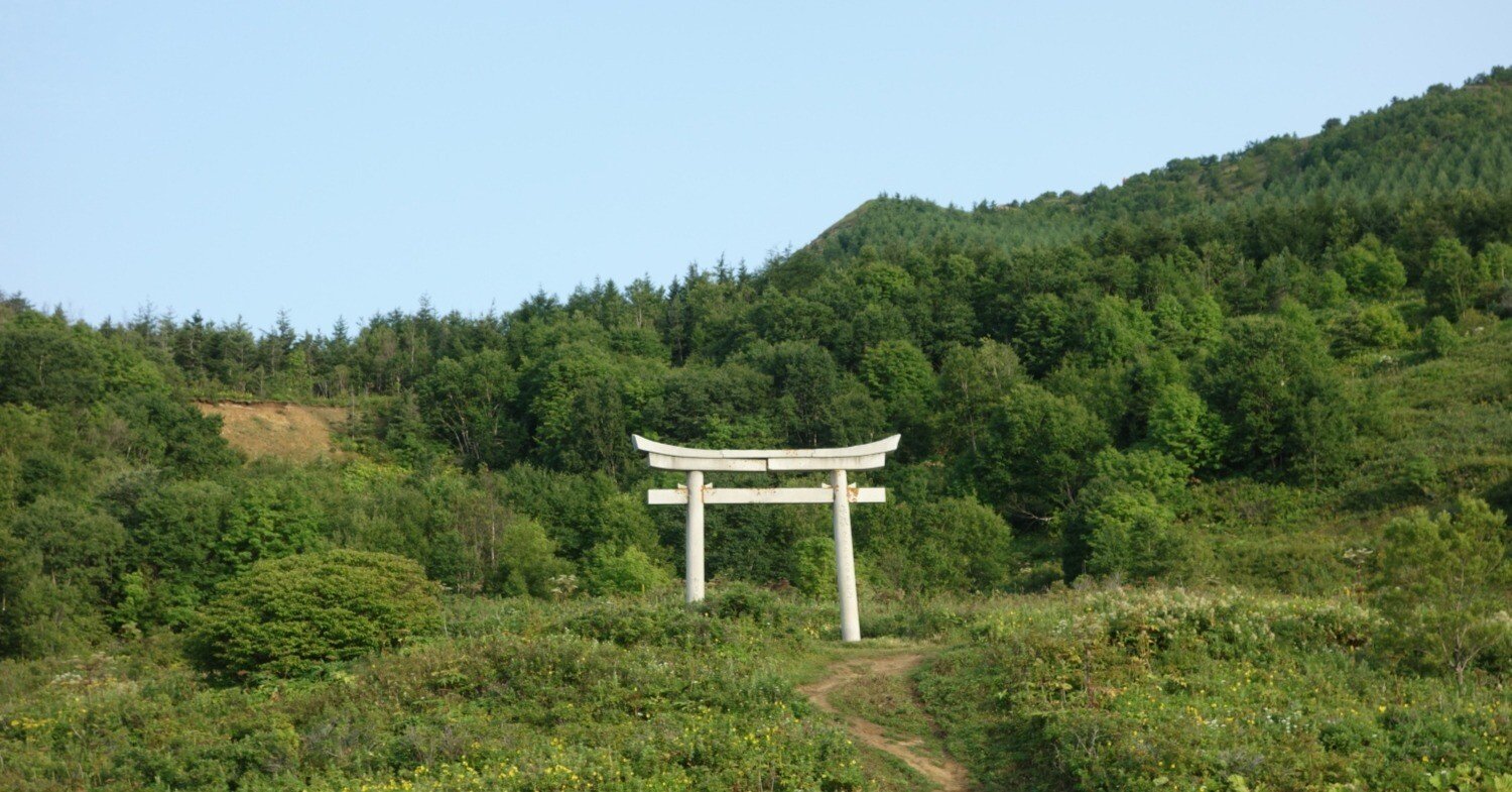 ロシアに遺された鳥居を見るためだけにサハリンへ行った話｜enamin