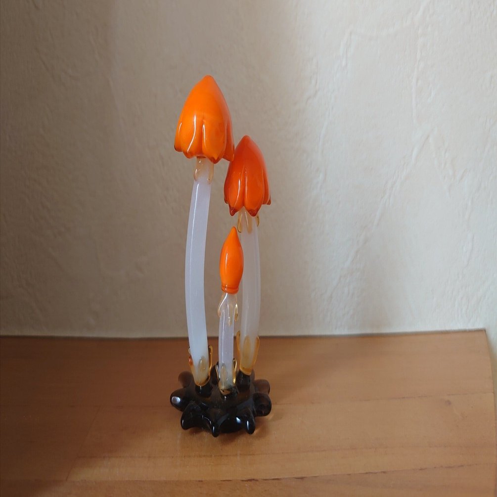 ガラス工芸】エミール・ガレのひとよ茸ランプとご対面！｜北澤美術館