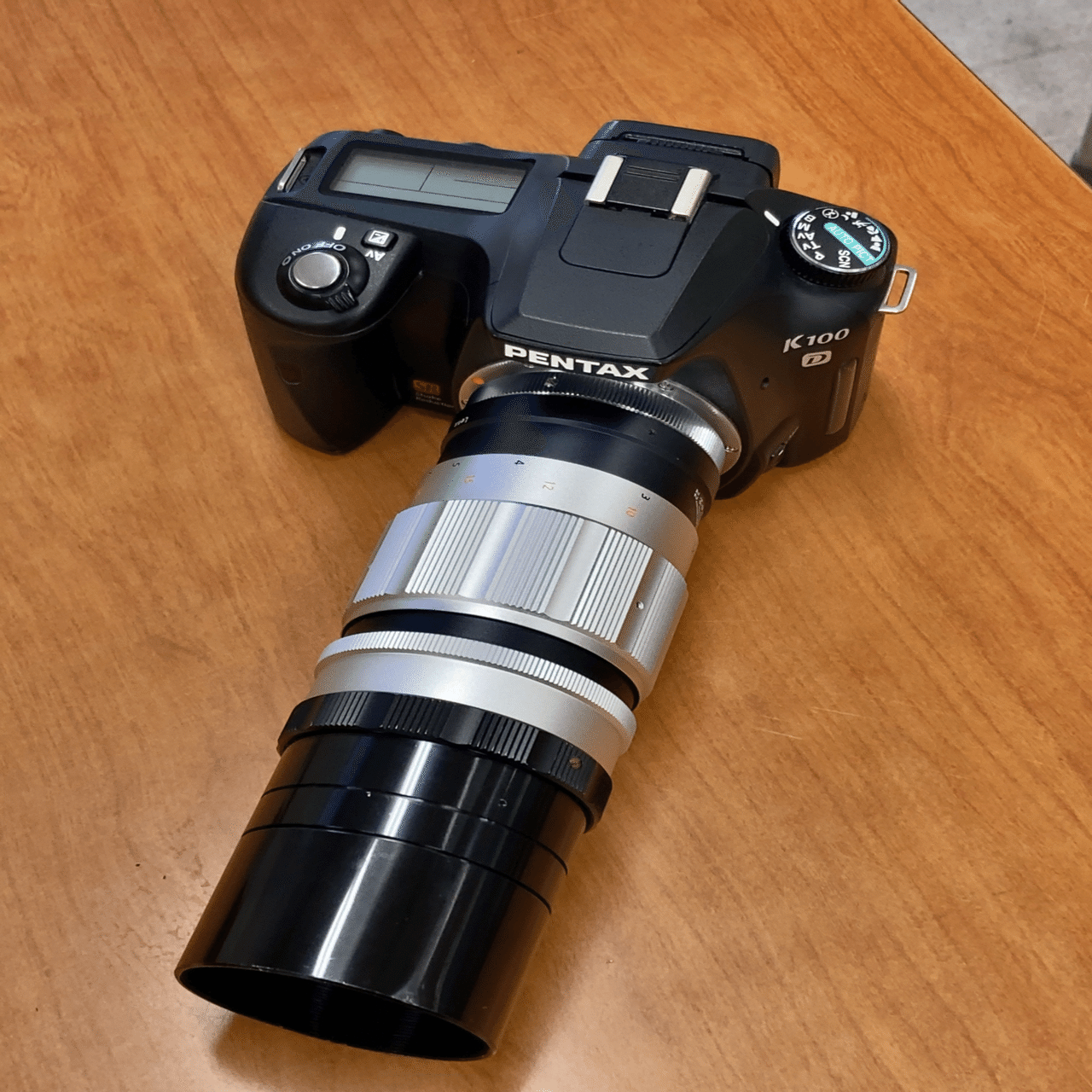 PENTAX K100D デジタル一眼　28-80 FAレンズ付　動作品　CCD ペンタックス、実売7万円台の手ブレ補正付きデジ一眼「PENTAX K100D