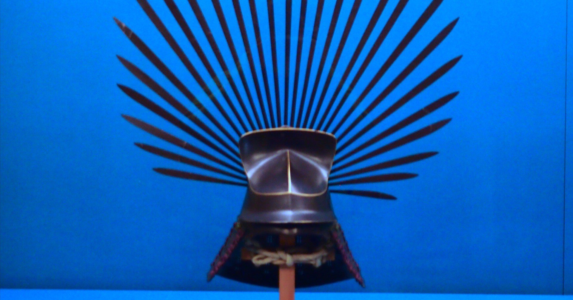 太閤豊臣秀吉 兜 出世兜 模 一の谷馬蘭の兜 美術品 太閤豊臣秀吉 兜 出世兜 模 一の谷馬蘭の兜 美術品 一の谷馬藺兜 文化