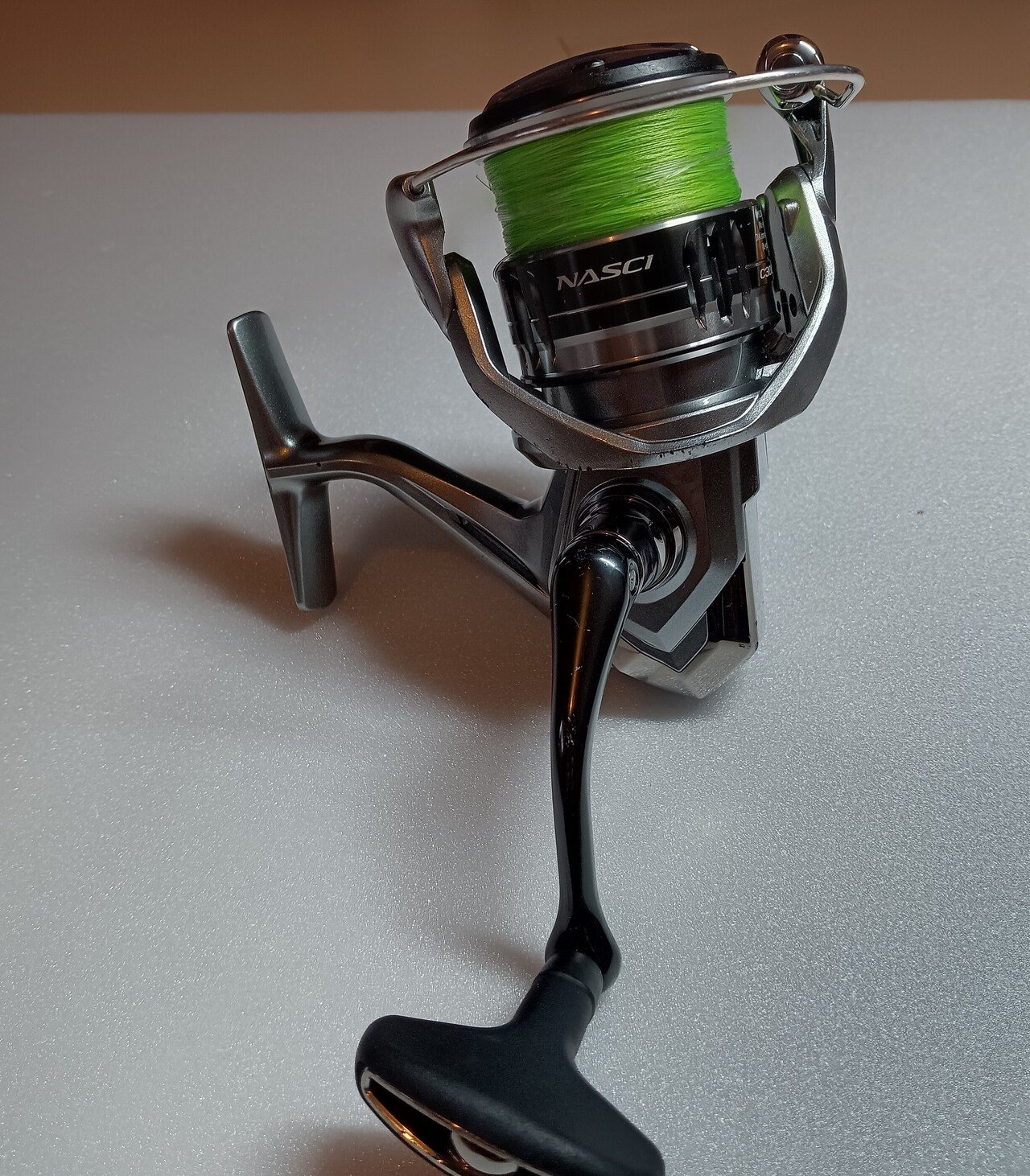 みなさん リール選びに迷っている方 ぜひナスキーを購入してみてください 僕が知っているリールの中で最もコスパ最強です 巻心地も 高級リール とほぼ変わらず １万円前後から１万円前半と ものすごく安いリ 龍キング 釣り Note