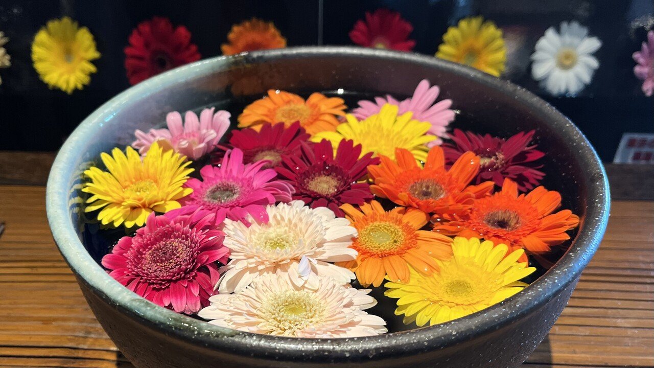 ミハイル・ゴルバチョフ ︎平和とは同じものに統一することではない。お互いの差異を認め合い、多様性の中で団結するということだ。|小野晃司