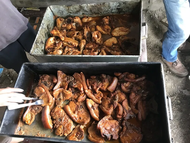 穴を掘って肉を焼く 遠藤 暁 Satoru Endo Note