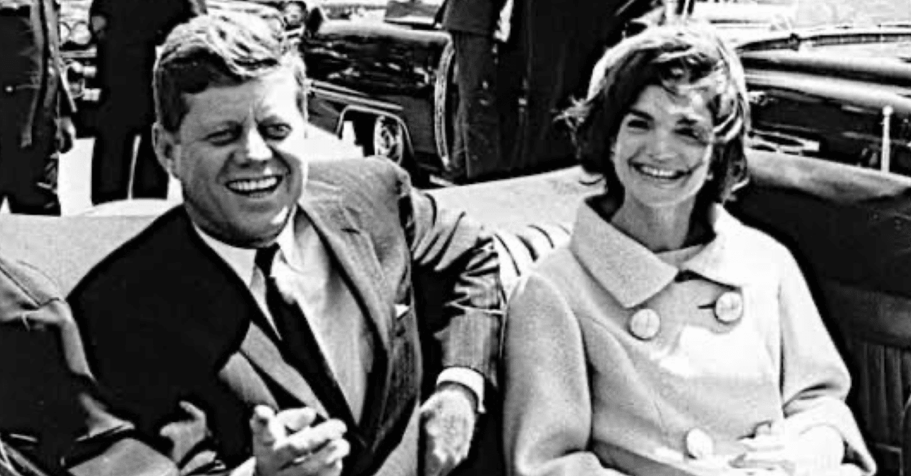 LIFE ライフ　アメリカ雑誌　ケネディ大統領 難あり】LIFE 1960年11月21日号 勝利の ケネディ大統領 夫妻