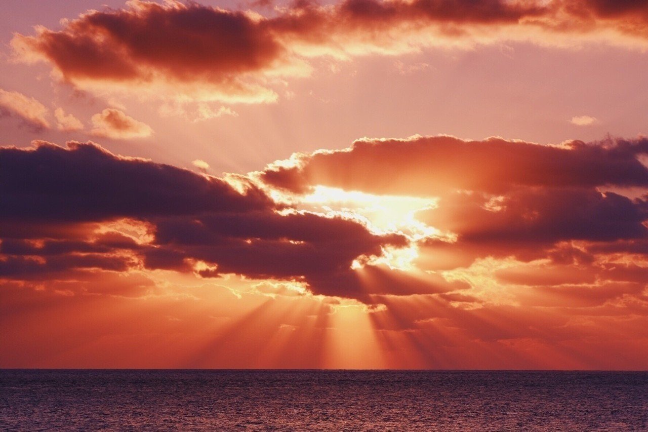 夕日が見えなくても諦めないで 天使の梯子が降りてくるよ 薄明光線を撮影する方法とハーフndフィルターの活用実践 安永 明日香 Note