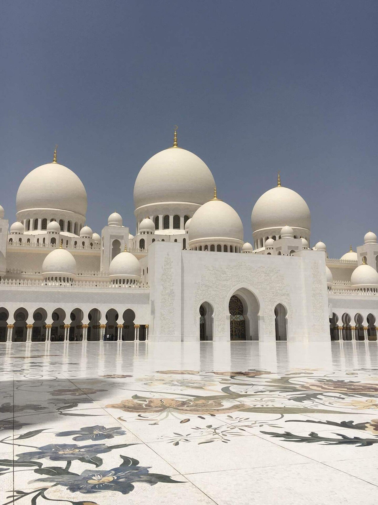 2017年: The Sheikh Zayed Grand Mosque/ جامع الشيخ زايد