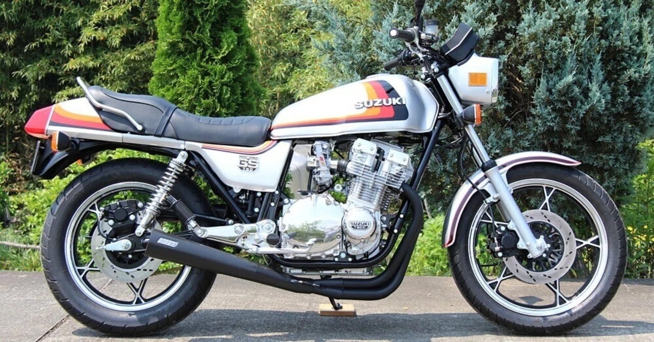 納品したスズキGSX750Eの写真集です｜タサキチューニング