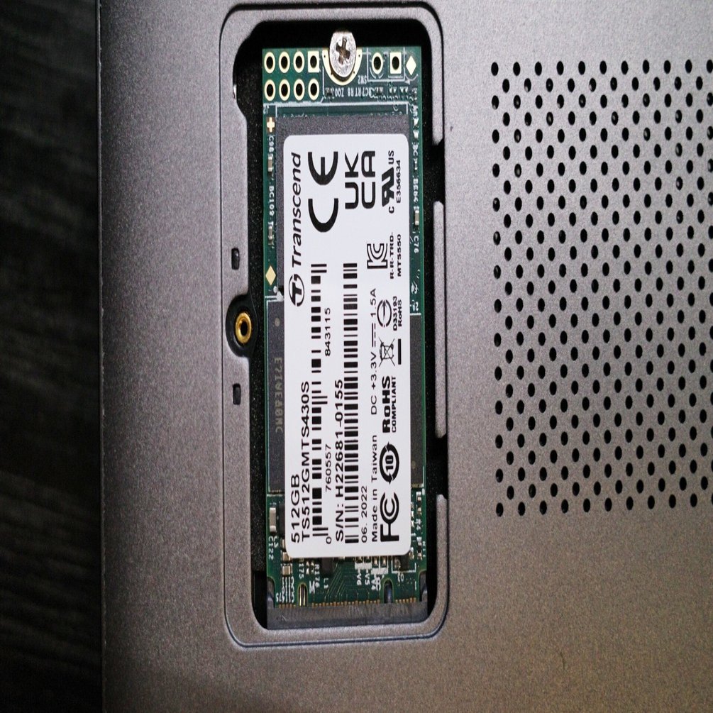 IRIE mini PC (FFF-PCM2B) を SSD 化｜R-Y-O
