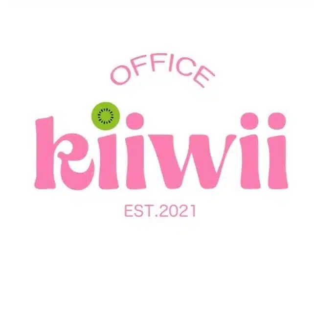 Ayumi@office kiiwii