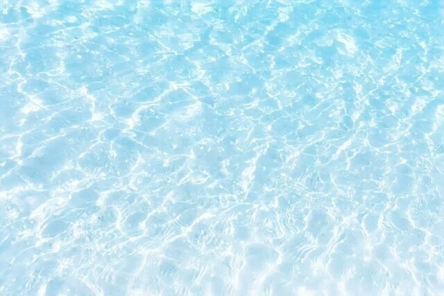 海 水 透明 ガラス