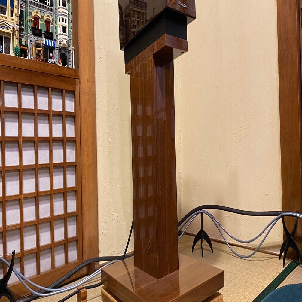 完全独自設計の特注スピーカースタンド・前編｜ジョニー小野