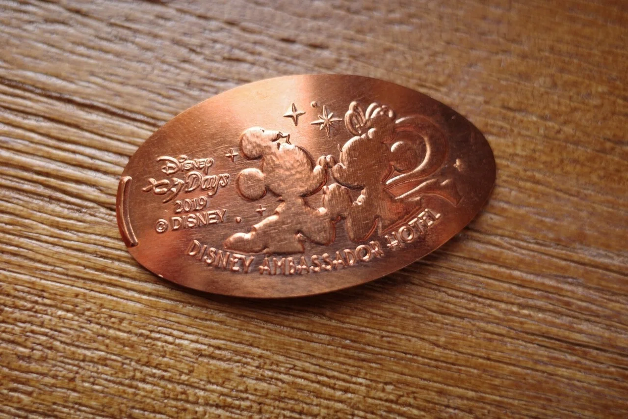 スーベニアメダルで振り返るディズニーの思い出（後編）｜KAORU