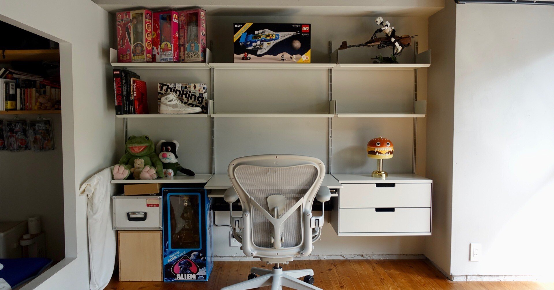 Vitsoe 606 ユニバーサル・シェルビング・システムを導入した話｜Count