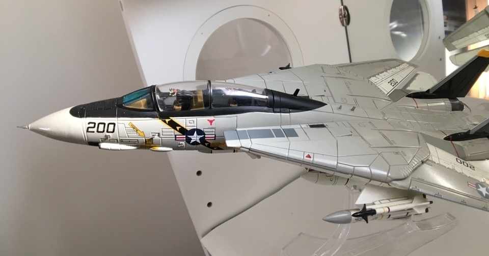 トップ ガン世代の絶対的戦闘機 ドッグファイトと翼の秘密