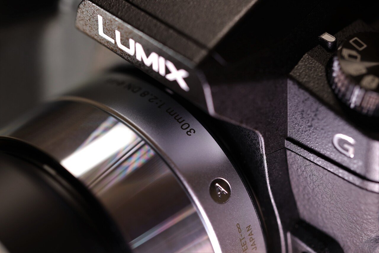 SIGMA ART 30mm f/2.8 DN マイクロフォーサーズ Amazon.com : SIGMA ART 30MM F2.8 DN Black Lens For Micro Four