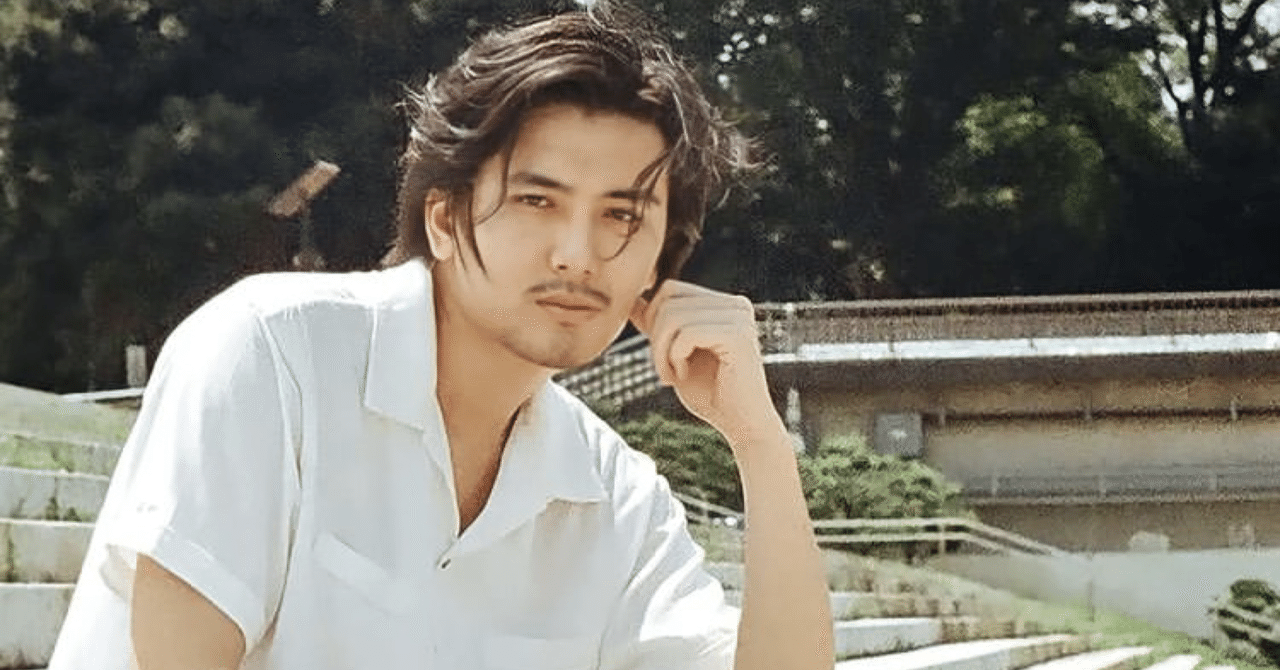 藤井風 ヘンレコユニフォームの表と裏|うーさん