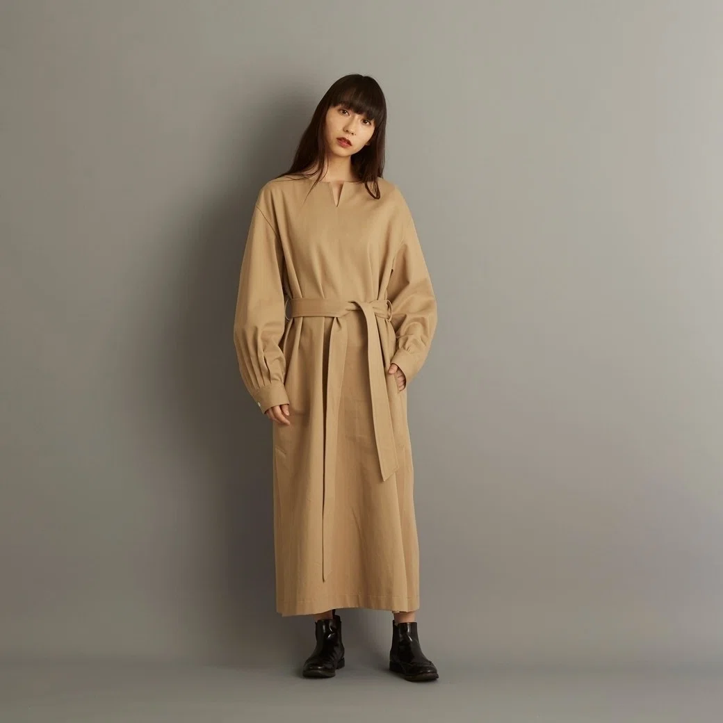 トレンチワンピース詳細と、11末～12月上販売商品｜マール・コウサカ