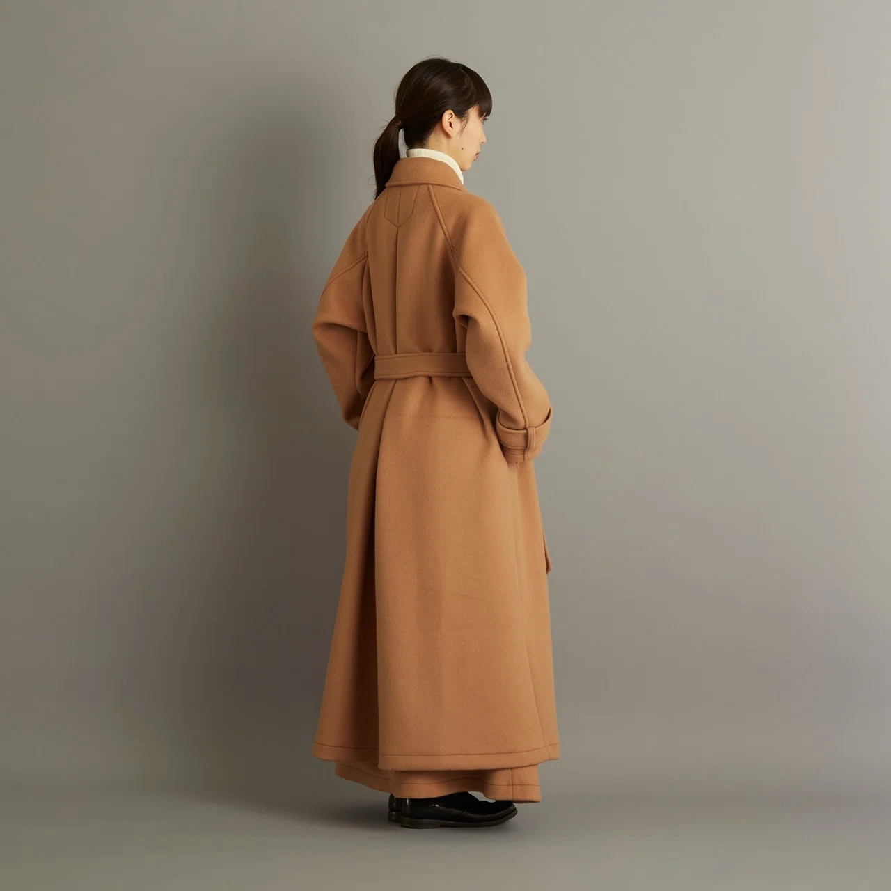 トレンチワンピース詳細と、11末～12月上販売商品｜マール・コウサカ 
