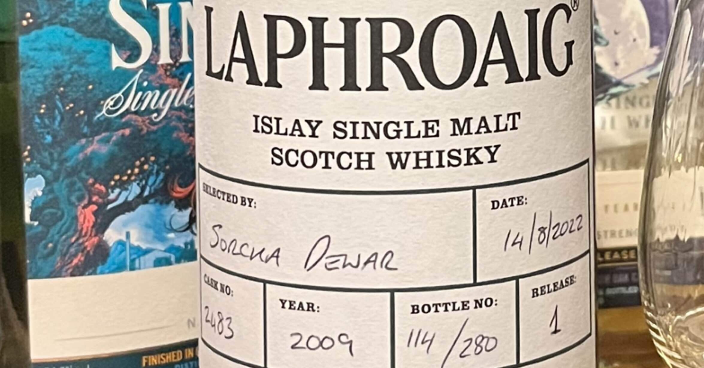ラフロイグ2009 シングルカスク ハンドフィール #2483 Laphroaig 12y 2009-2022 57.0% Hand Filled Single Cask Release 1