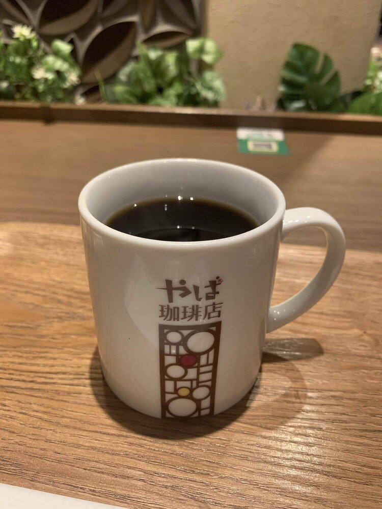 一度行ってみたかったやばコーヒーへ.チェーン店的というか、都度ドリップするタイプのコーヒー屋さんではなかったので次はないかなぁと思っていたら