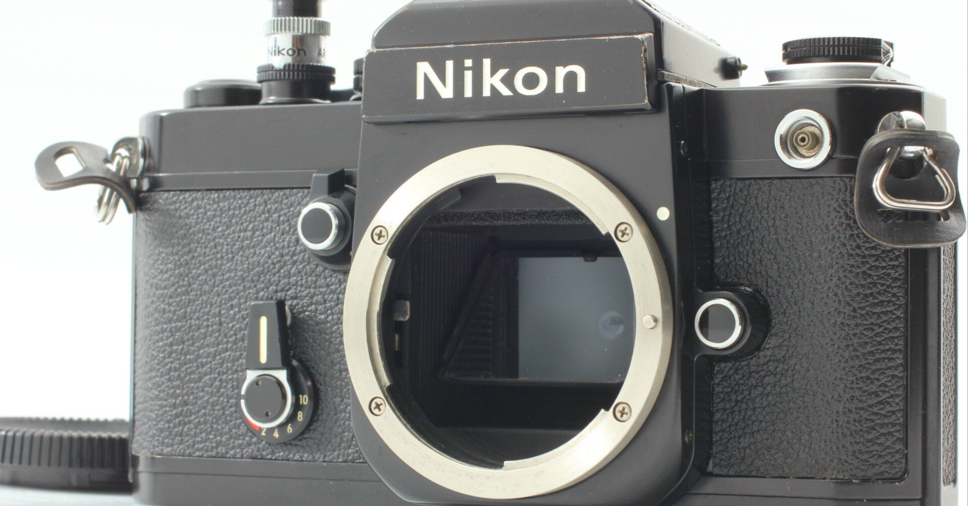 Nikon F2の分解｜フィルムカメラ修理のアクアカメラ