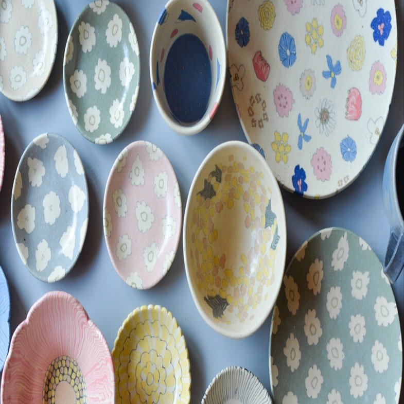 田中ちあき　練り込み　フラワーパターン7寸皿/マルチカラー 田中ちあき 練り込み フラワーパターン7寸皿/マルチカラー 田中ちあき