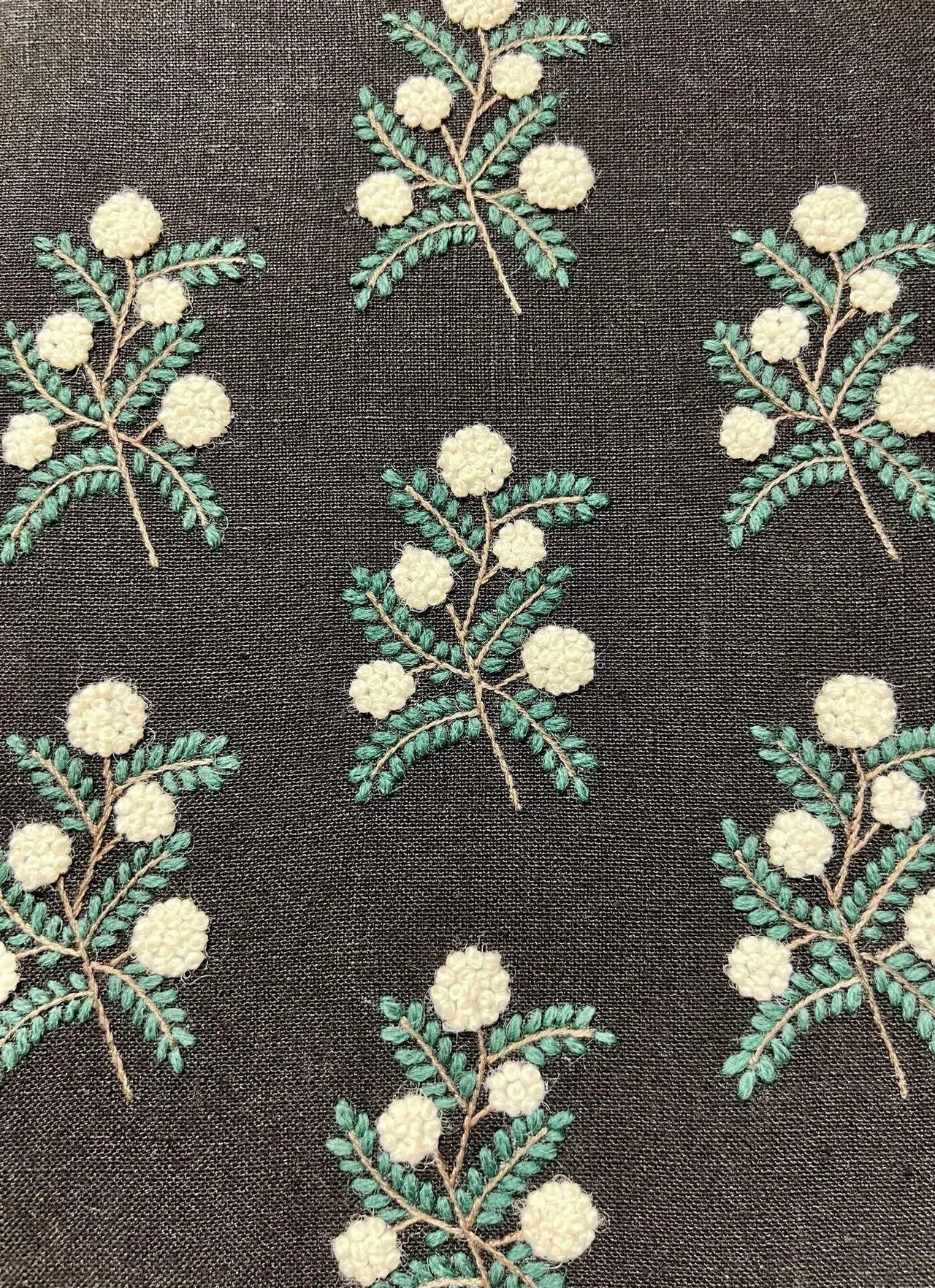 刺繍】『樋口愉美子 ウール刺繍の愉しみ』と、作品と。｜8_HACHI_